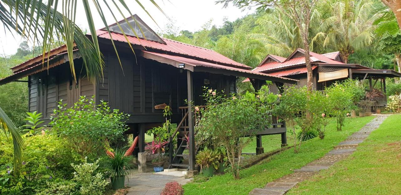 Fox Hill Villa Kuah Exterior foto